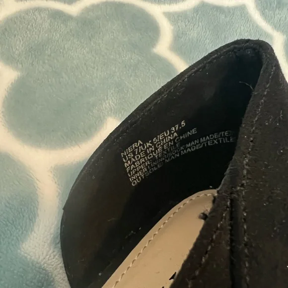 JustFab Women's Black Flats BRAND NEW - Picture 3 of 4